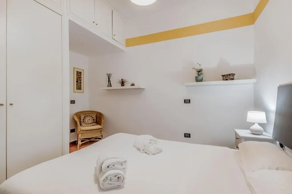 Casa Del Borgo Elegant Apartment 200 M From The Vatican 8/Pax