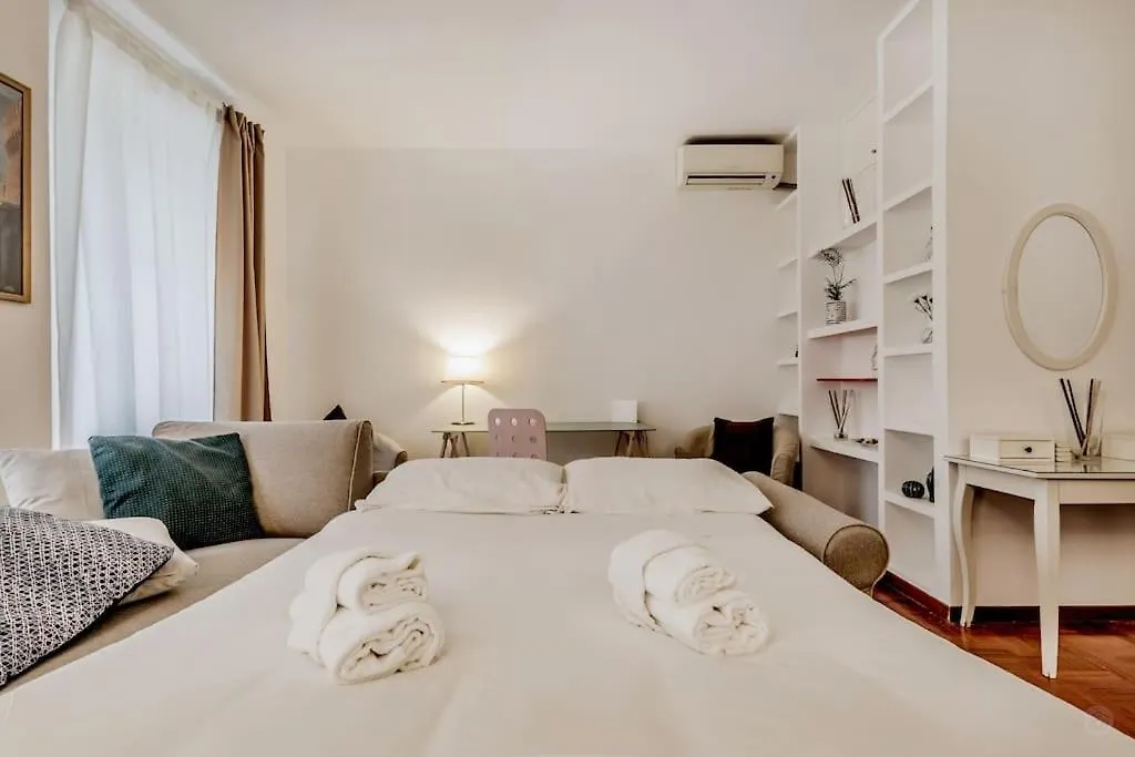 Casa Del Borgo Elegant Apartment 200 M From The Vatican 8/Pax 0*, Rzym